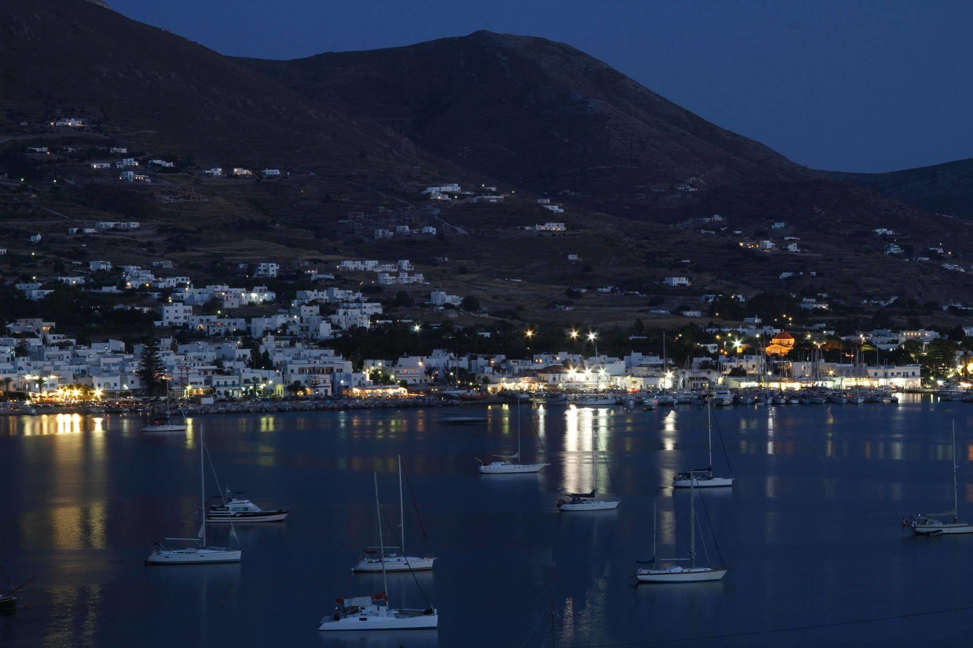 Paros Paradise Apartments Bagian luar foto
