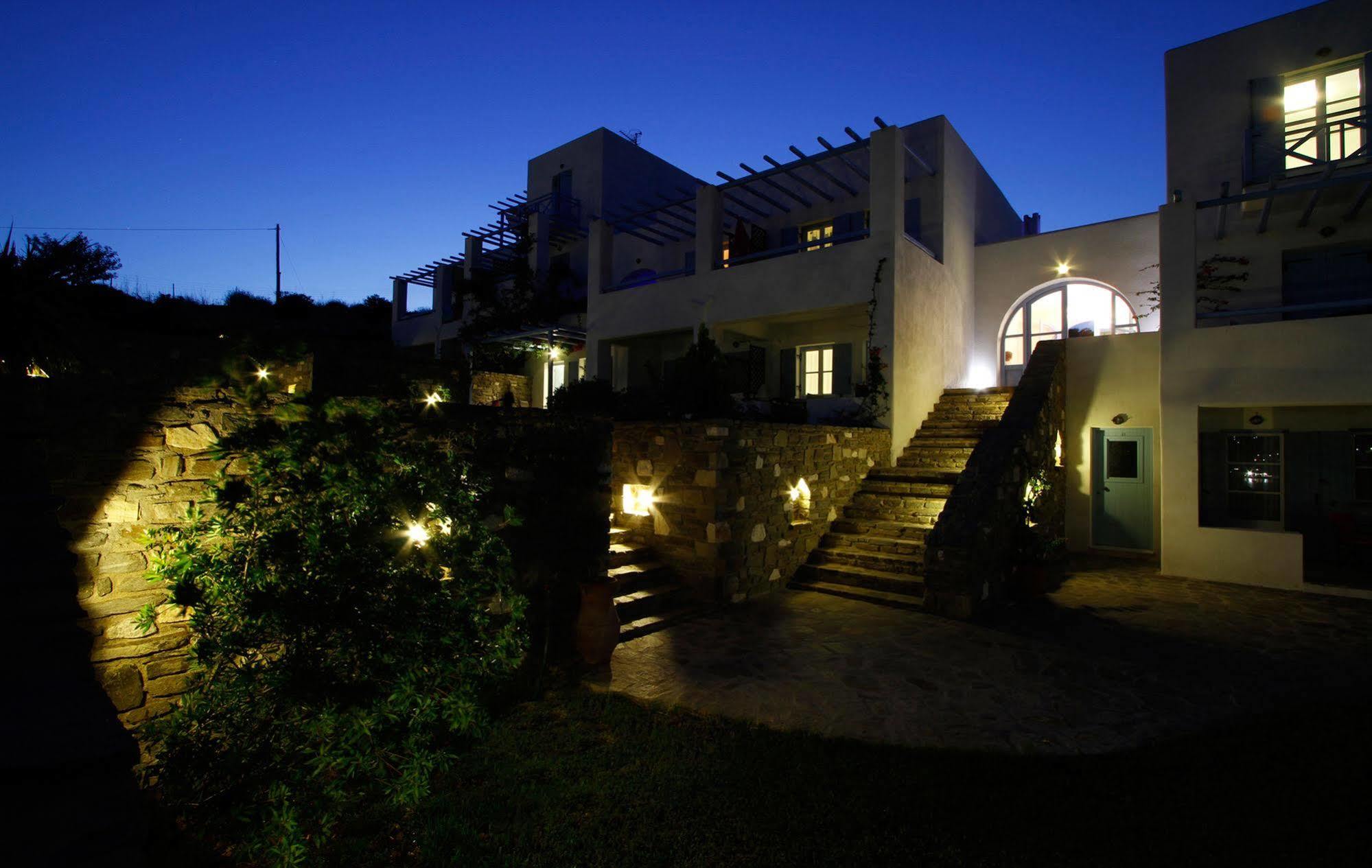 Paros Paradise Apartments Bagian luar foto