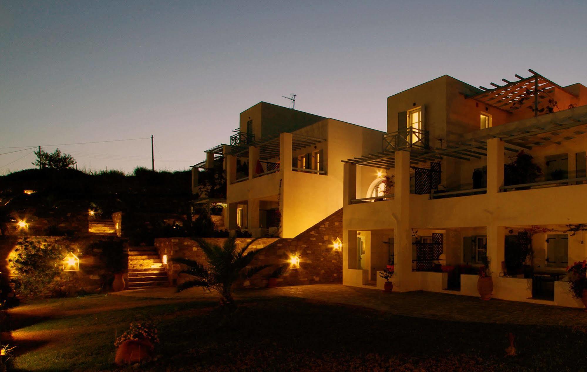 Paros Paradise Apartments Bagian luar foto