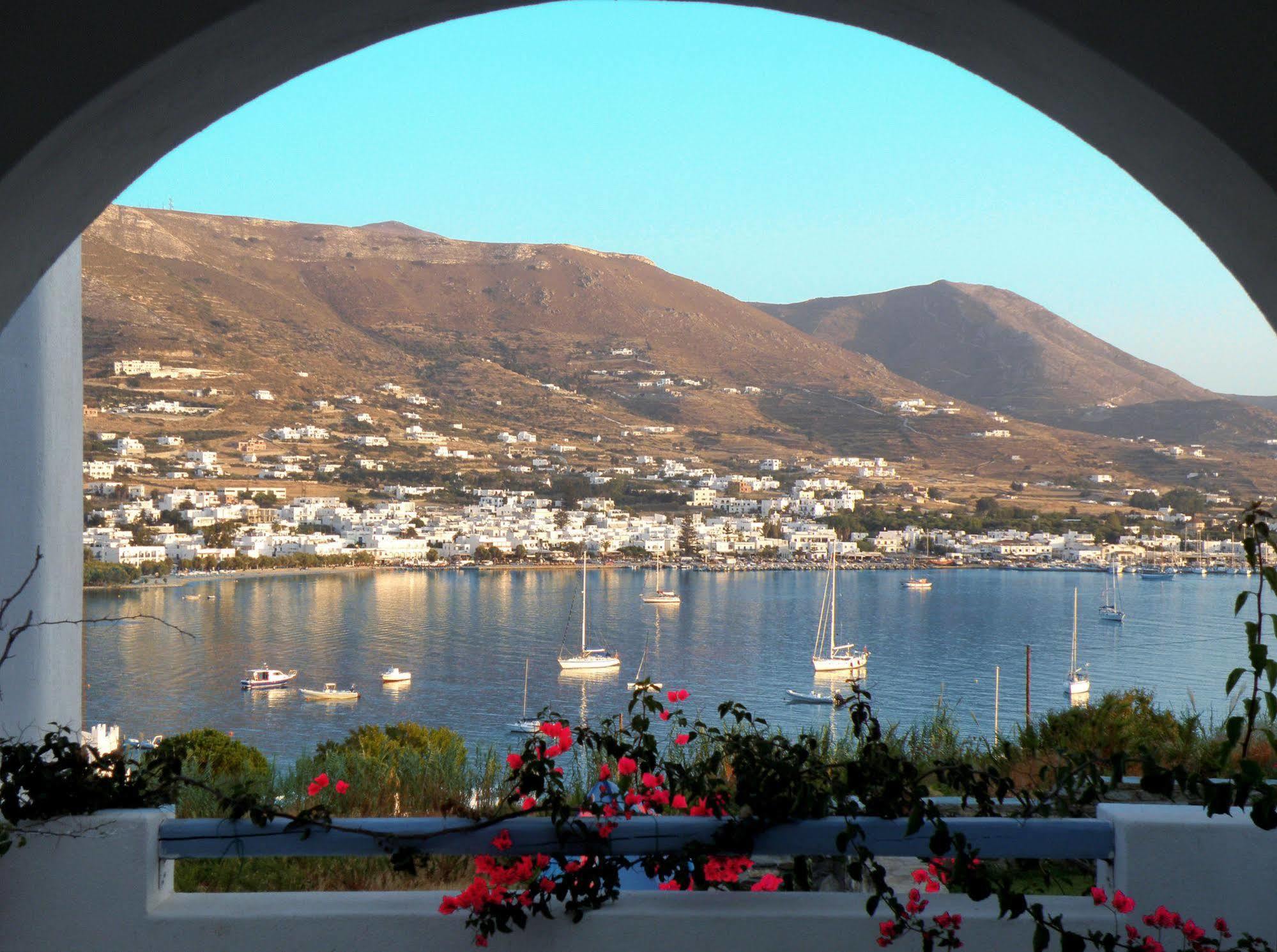 Paros Paradise Apartments Bagian luar foto