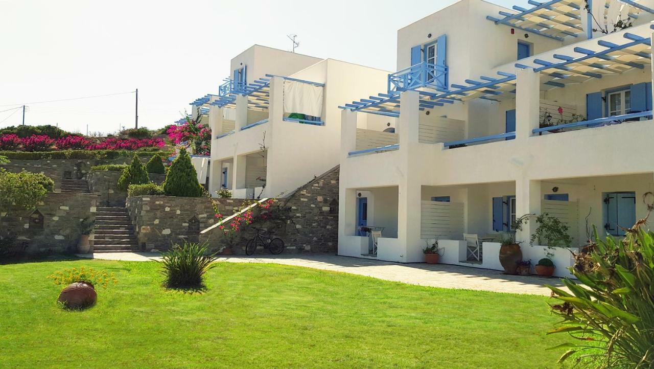Paros Paradise Apartments Bagian luar foto